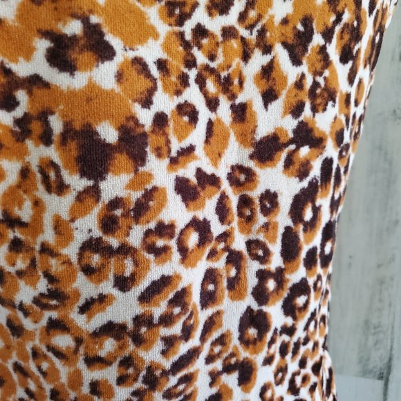 CHARTER CLUB LEOPARD PRINT FUZZY VEST - Picture 5 of 6